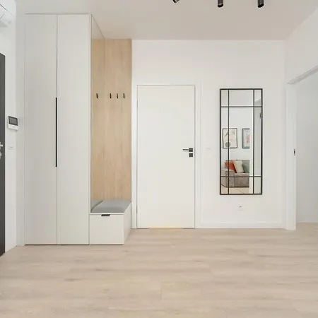 아파트 Dmowskiego Kepa Mieszczanska With Free Garage By Renters 브로츠와프