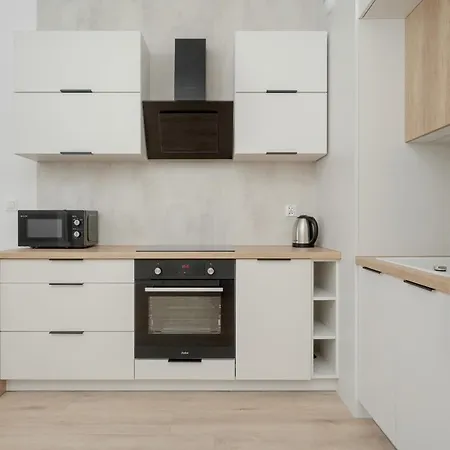Dmowskiego Kepa Mieszczanska With Free Garage By Renters 아파트 *