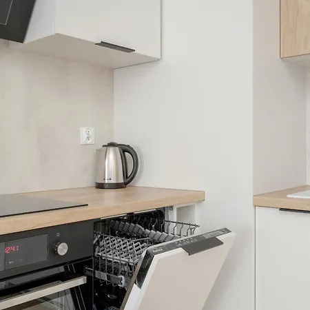 Dmowskiego Kepa Mieszczanska With Free Garage By Renters 브로츠와프