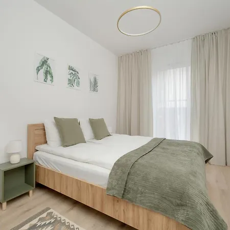 아파트 Dmowskiego Kepa Mieszczanska With Free Garage By Renters 브로츠와프