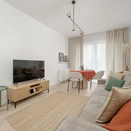 Dmowskiego Kepa Mieszczanska With Free Garage By Renters *