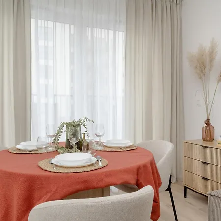 Dmowskiego Kepa Mieszczanska With Free Garage By Renters *