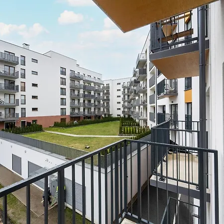 Dmowskiego Kepa Mieszczanska With Free Garage By Renters